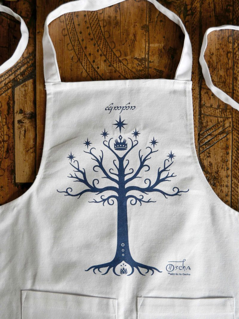 Ancients of Gondor Oscha Kids Apron 2 dad8377b d7ce 413b bd1a 61c9f4504998