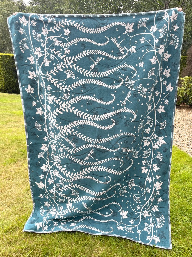 Ivy Teal Sample Throw Oscha 1