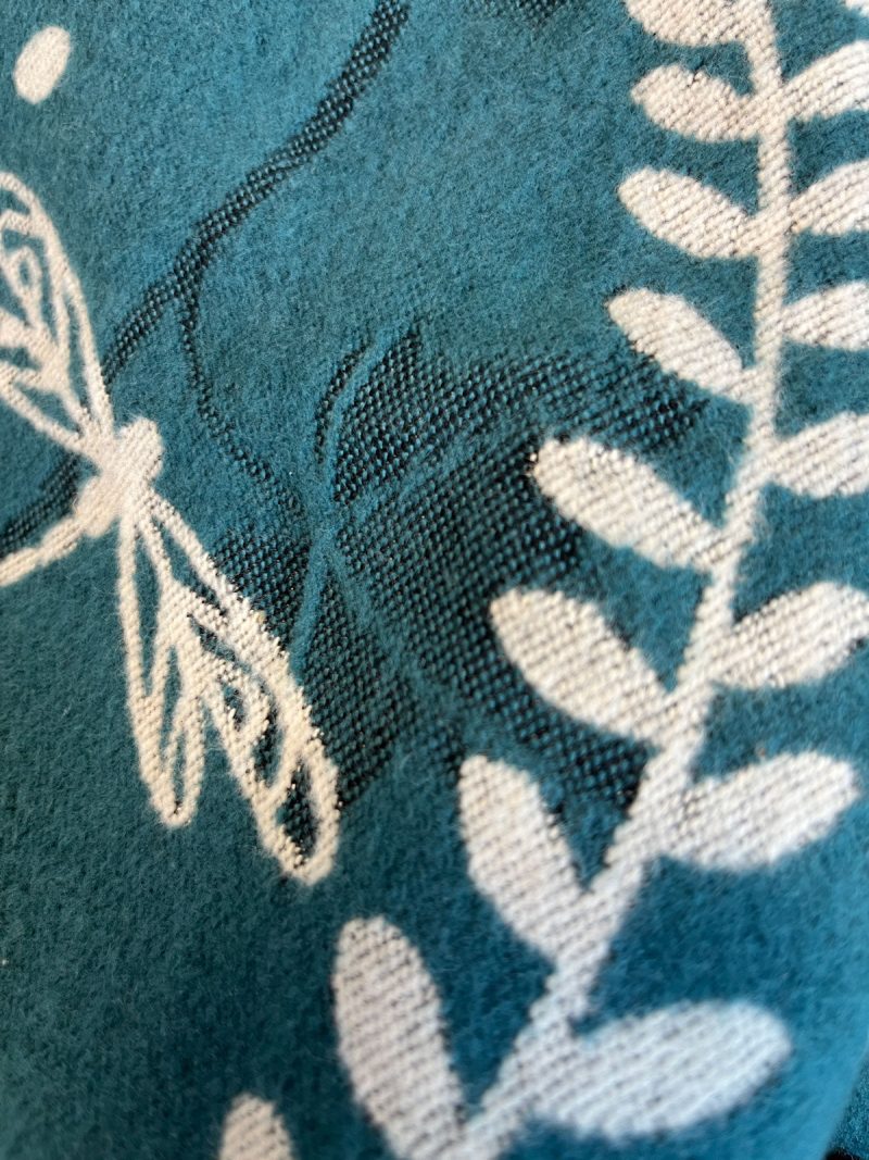 Ivy Teal Sample Throw Oscha 5