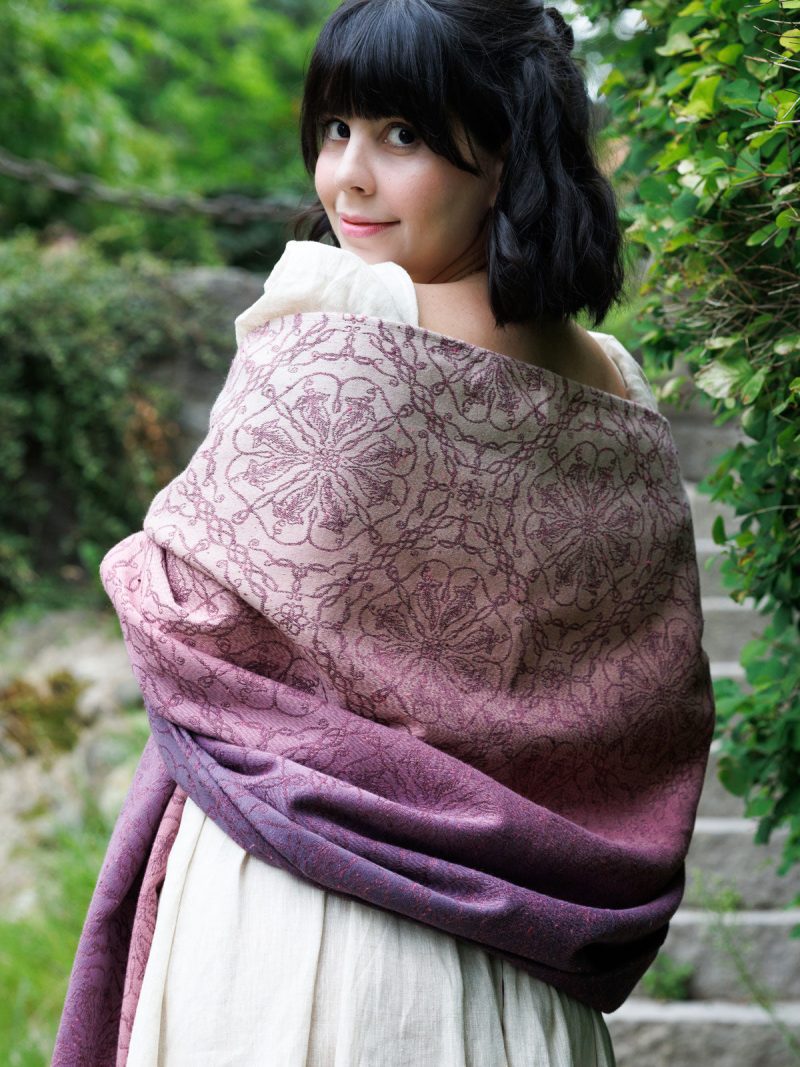 Lothlorien Damask Oscha Lord of the Rings Shawl Wrap 1