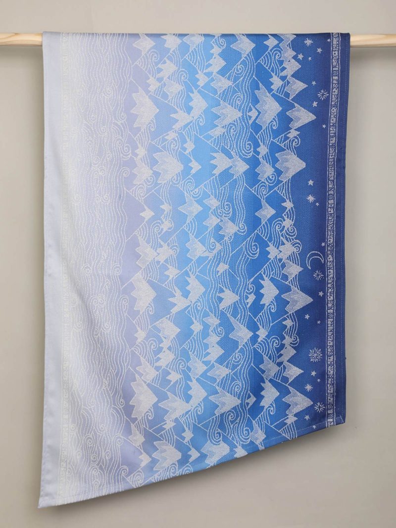 Misty Mountains Misty Mountains Aduial Baby Wrap Hanging Front 1c6827fd ea8b 472d 9659 866e2a3543f3 1