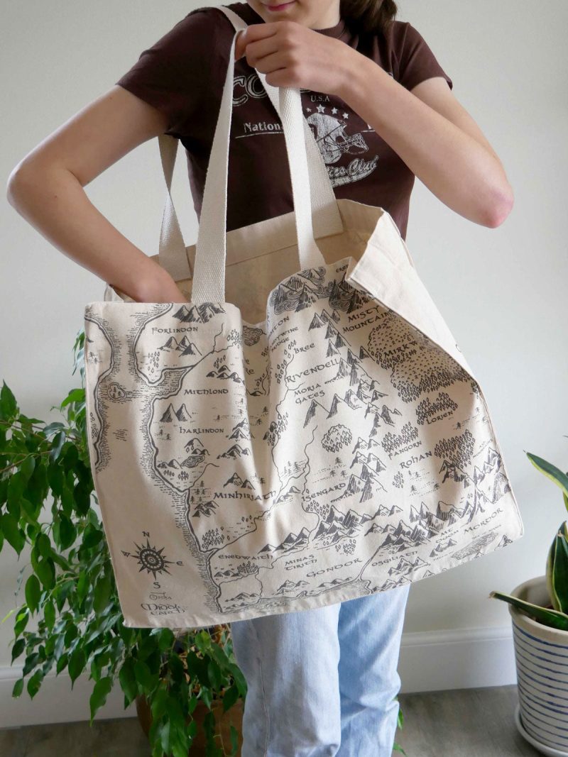 Realm of Middle Earth Oscha Slings Large Eco Tote Bag 2