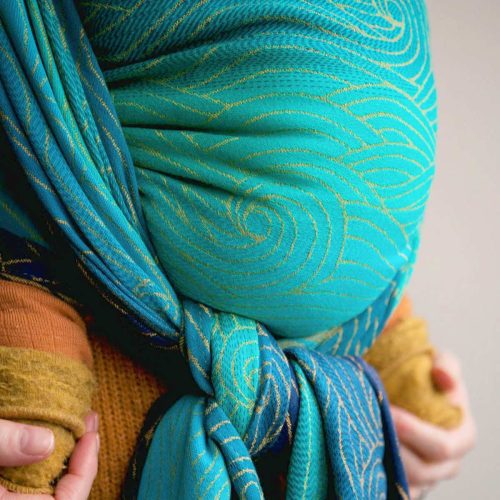 Rei Alta Baby Wrap Action 3