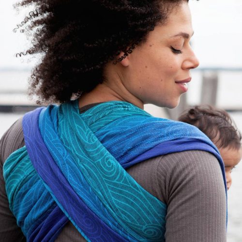 Rei Harbour Baby Wrap Action 1