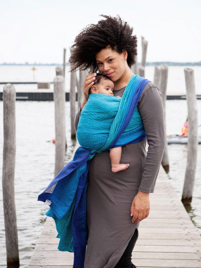 Rei Harbour Baby Wrap Action 2