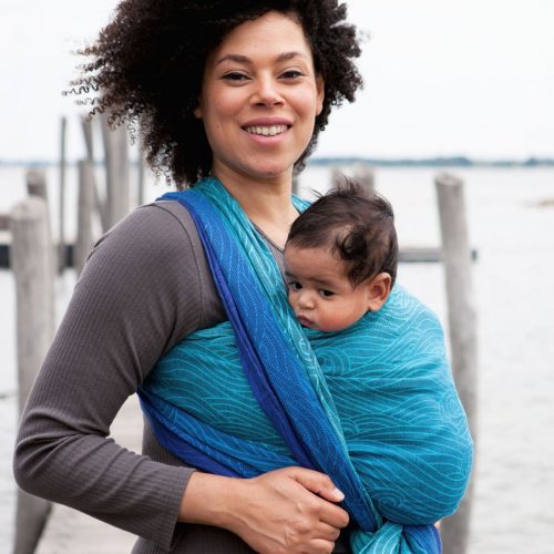 Rei Harbour Baby Wrap Action 3