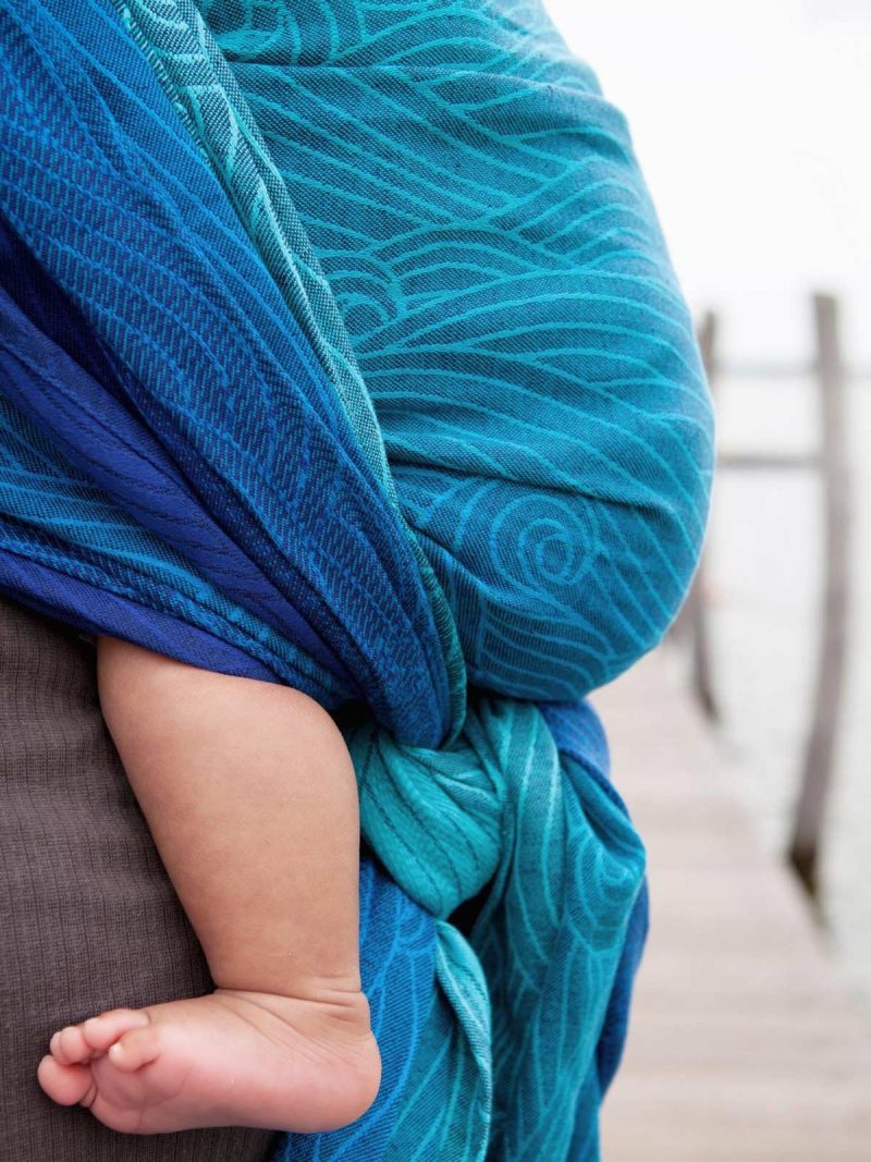 Rei Harbour Baby Wrap Action 5