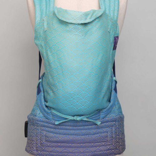 Sekai Sail Nook Baby Carrier with text f4251c3c d0bb 4d99 b35a 00ff91381bd1