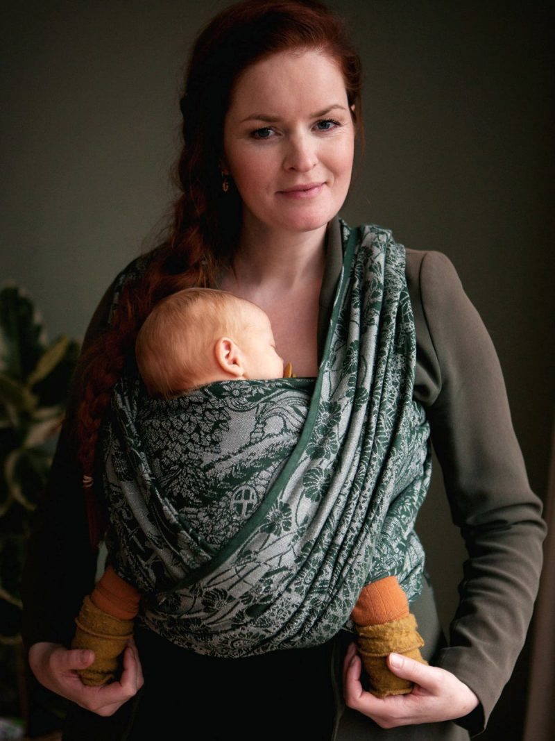 Shire Westfarthing Baby Wrap Action 8