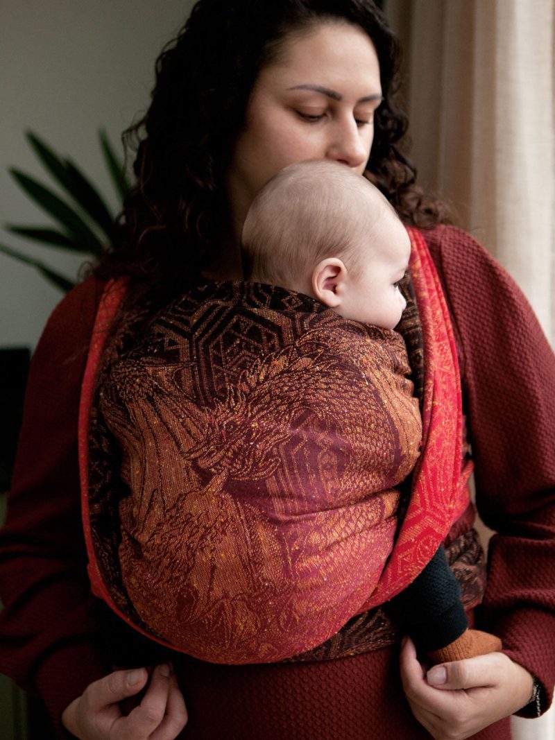 Smaug Gilded Wings Baby Wrap Oscha 1