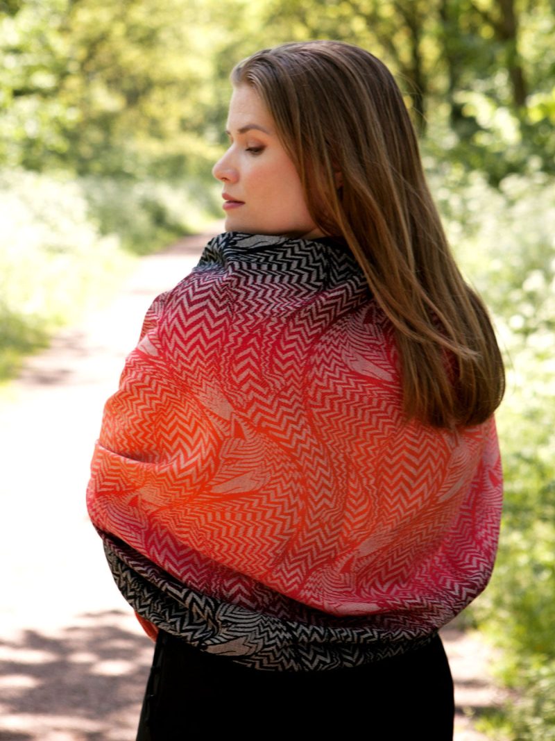 ZORRO JUPITER SHAWL 1 217dc8f3 98af 471a aa0c 3635d4f2a154